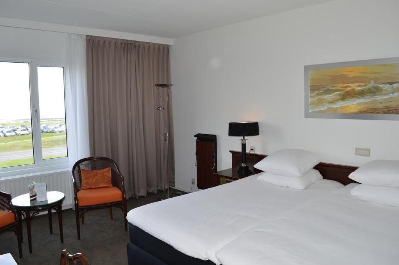 Hotel Golden Tulip L'Escaut Terneuzen Exterior foto